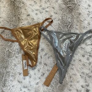 NWT Skims Thong Panties size small